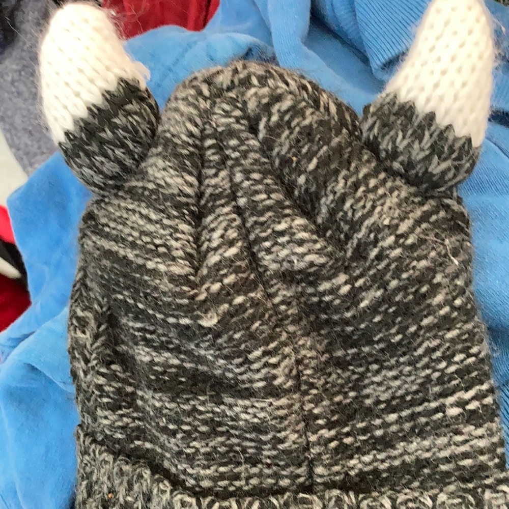 FINAL MARKDOWN CHILDREN’S place infant hat 12-24 months